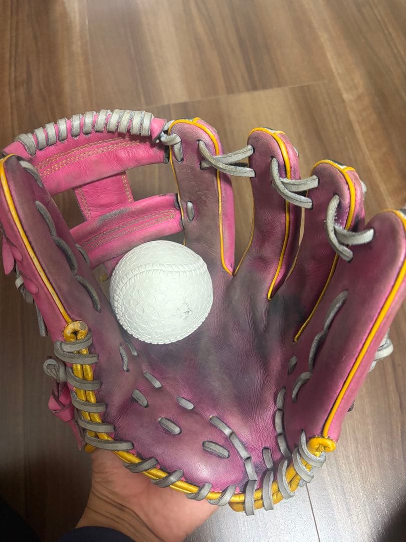 トレジャー 軟式用内野手用グローブ