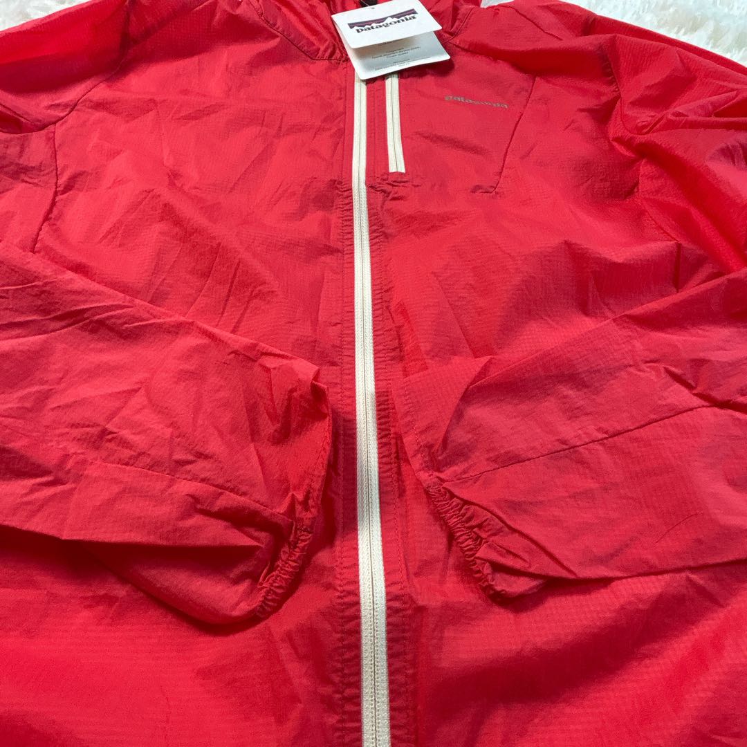 新品未使用タグ付 パタゴニア patagonia フーディニジャケット L赤