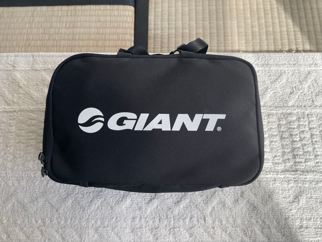 GIANT MR4 ミニベロ 折りたたみ自転車　収納バッグ　空気入れ　ライト付き