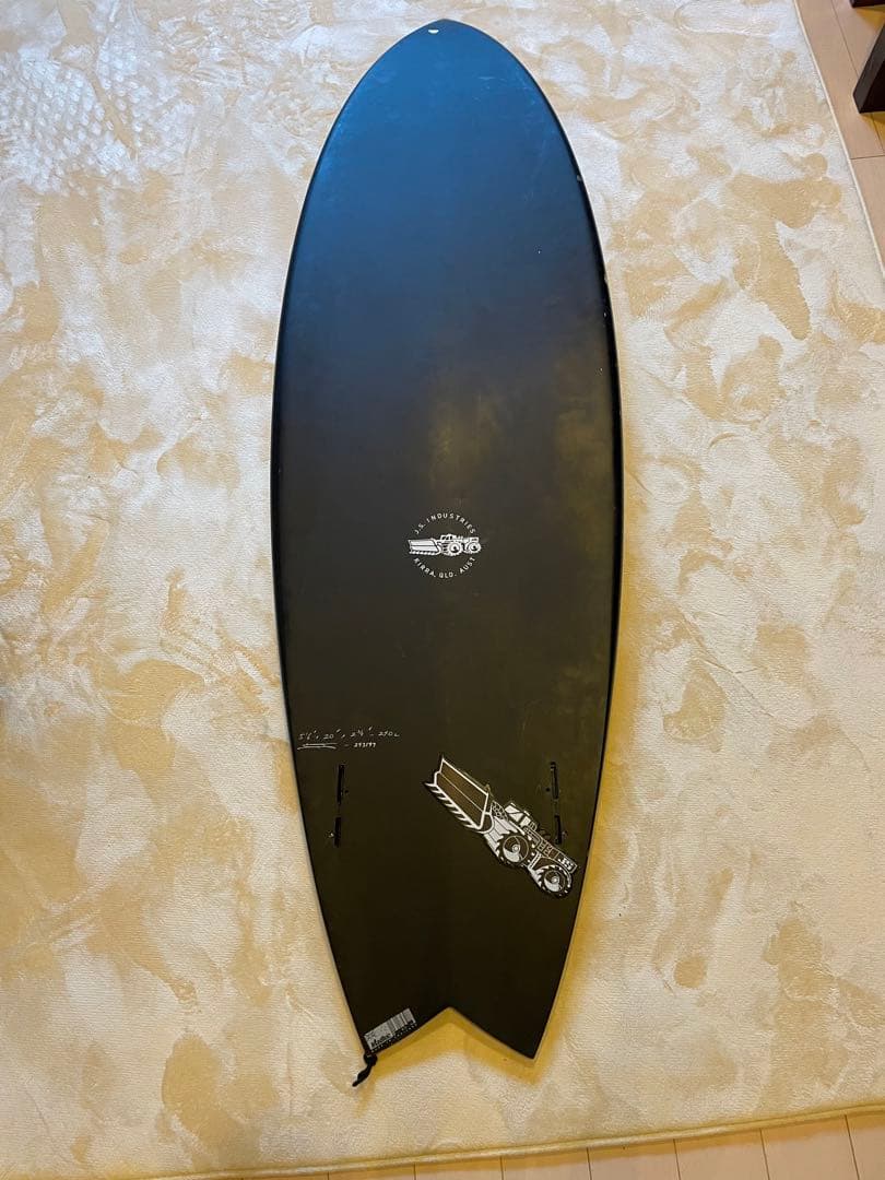 JS “BLACK BARON” 5.6 EPS サーフボード　ツインフィン