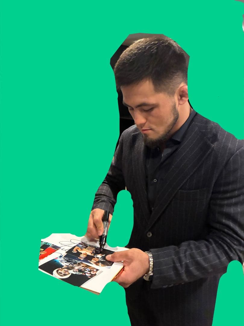 RIZIN シェイドラエフ 直筆サイン入り写真 ② フェザー級王者 VS朝倉未来