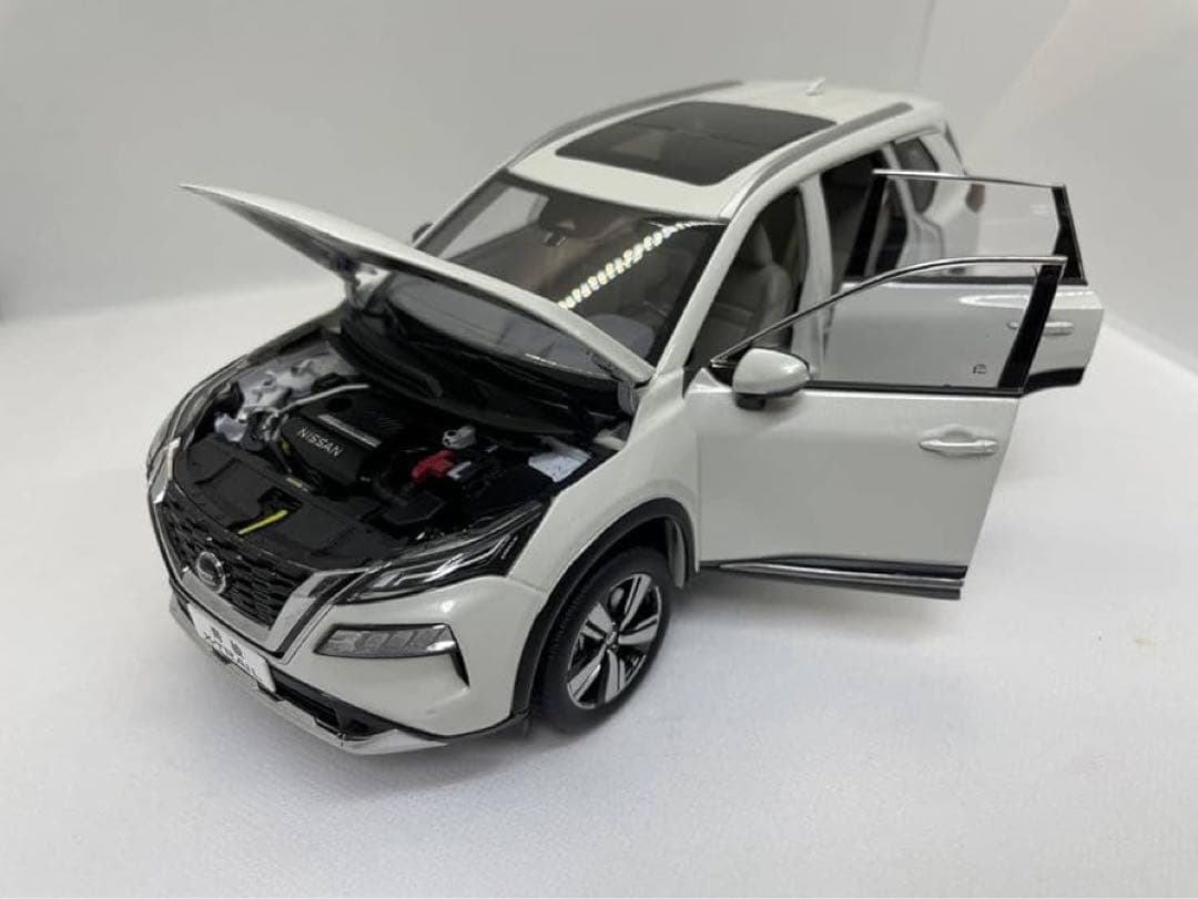 PAULDI X-TRAIL 2021 1/18スケール モデルミニカー