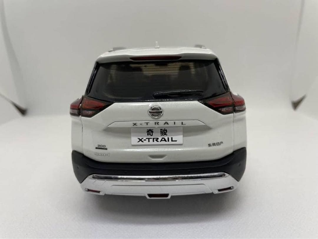PAULDI X-TRAIL 2021 1/18スケール モデルミニカー