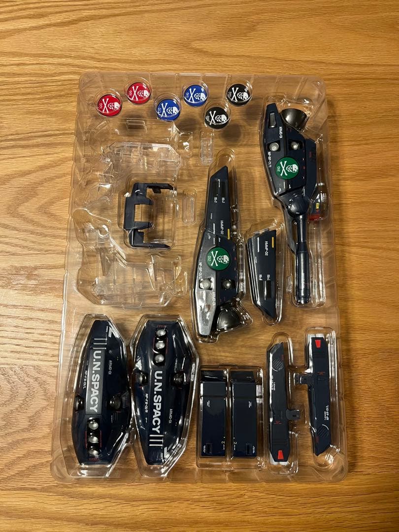 【美品】DX超合金VF-1A バルキリー&劇場版ストライク/スーパーパーツセット