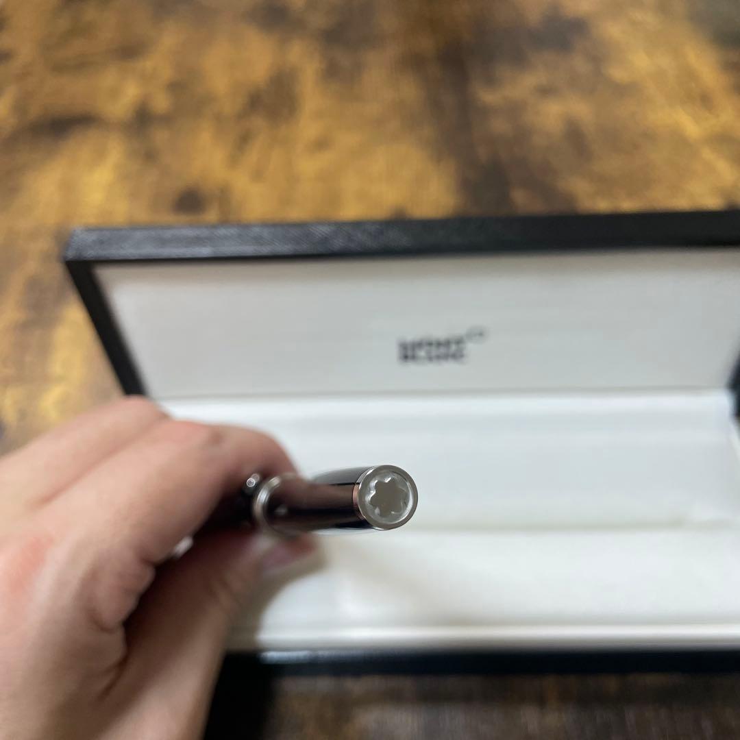 ☆即筆記可☆モンブラン PIX　ローラーボール　キャップ式　ブラック　ネーム有り