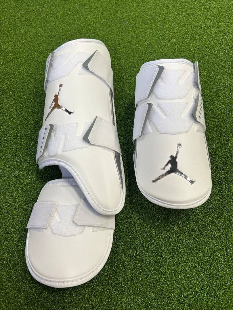 ジョーダン　エルボーガード　レッグガード