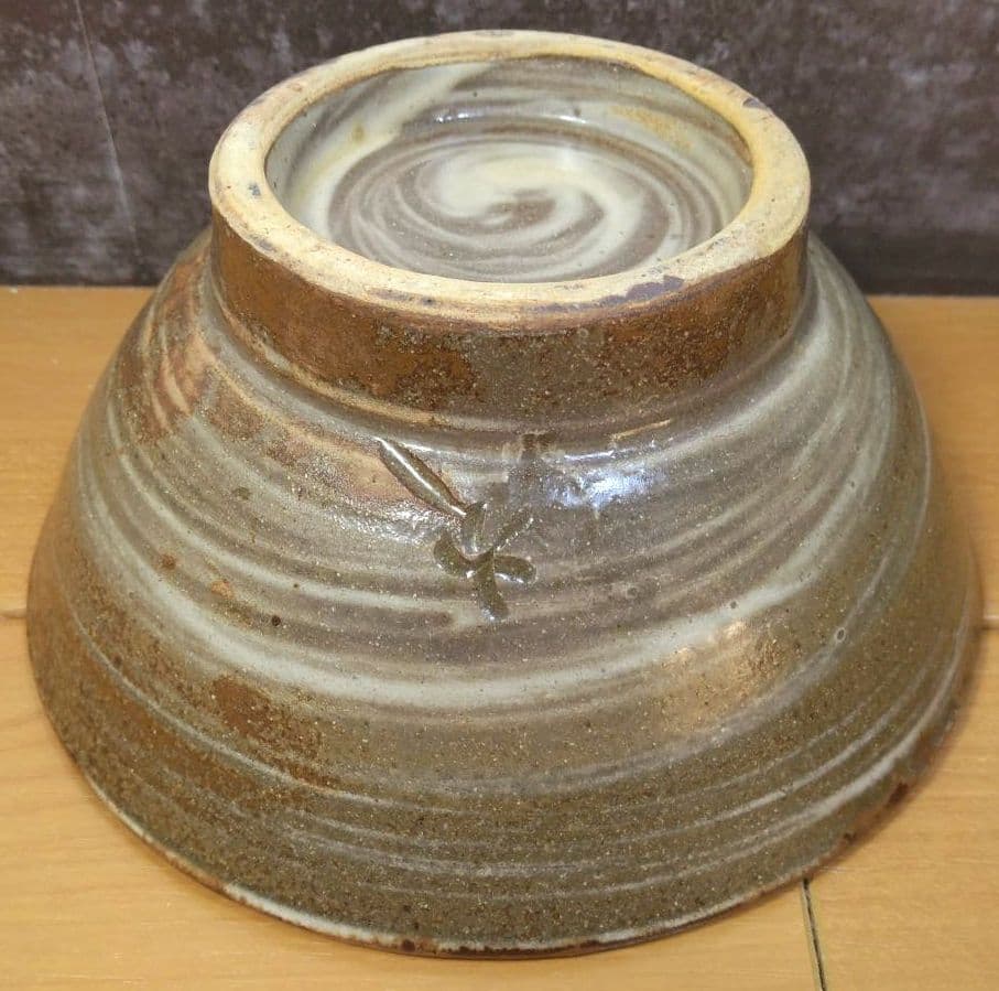 人間国宝 金城次郎 魚紋茶碗 栞 共箱 美品 壺屋焼 壷屋焼 やちむん 魚2匹