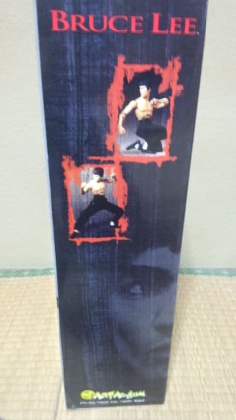 再値下げ！激レア　新品　希少　廃盤　ブルース・リー 特大ビックサイズ フィギュア