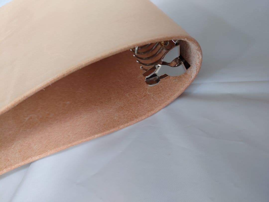 【真鍮と本革のルーズリーフバインダー　A5サイズ】ルーズリーフファイル　大容量