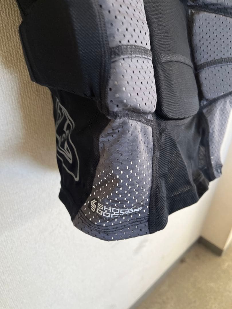 Troy Lee Designs トロイリーデザインズ プロテクター　サイズL