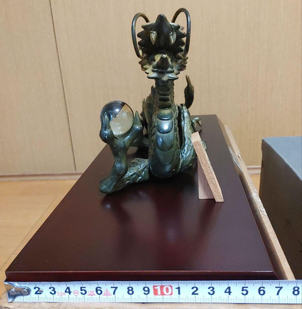 ブロンズ製ドラゴン彫刻