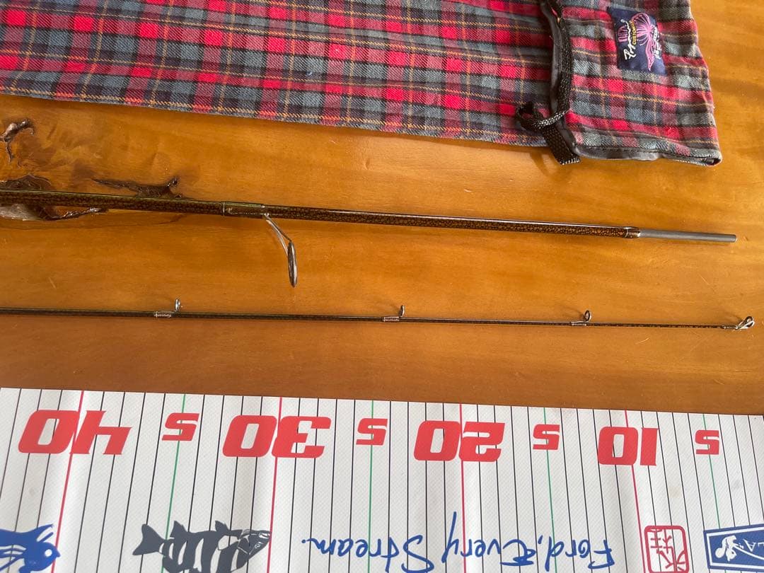 新品未使用 メガバス パガーニ スーパートラウトリミテッドPTL-77ML 本流