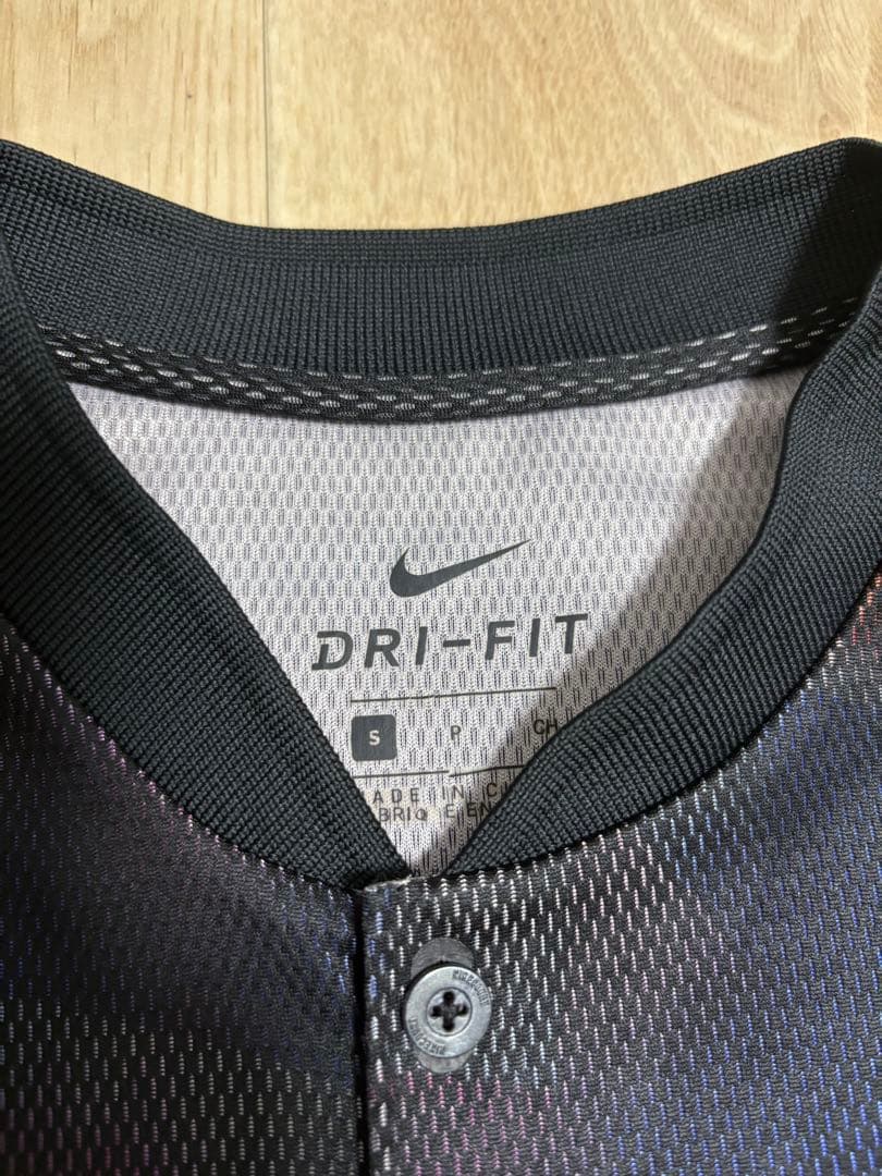 Nike テニスウェア シャポバロフ着用モデル