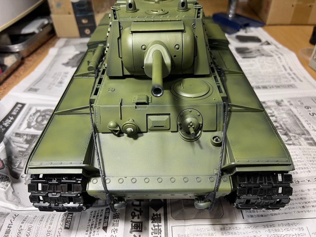 ヘンロン 戦車 KV-1s 新品 組み直し 塗装済 フルセット プレオーダー品