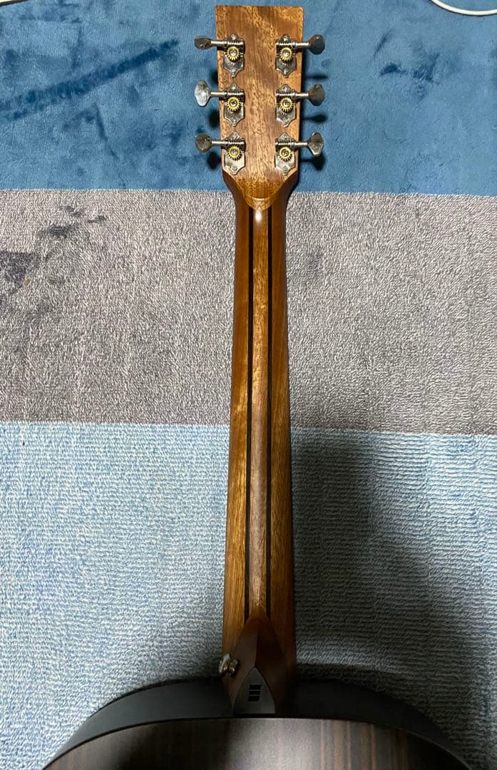 Nagi Guitars kuro 美品　スプルース単板