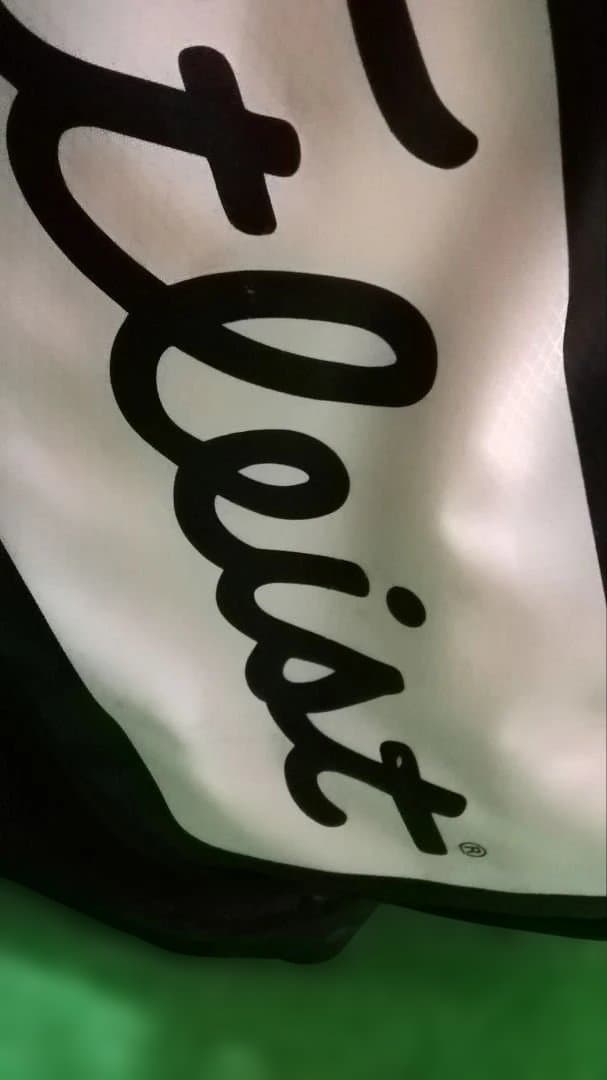 Titleist STADRY キャディバッグ ブラック/ピンク　フードなし