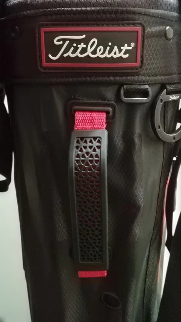 Titleist STADRY キャディバッグ ブラック/ピンク　フードなし