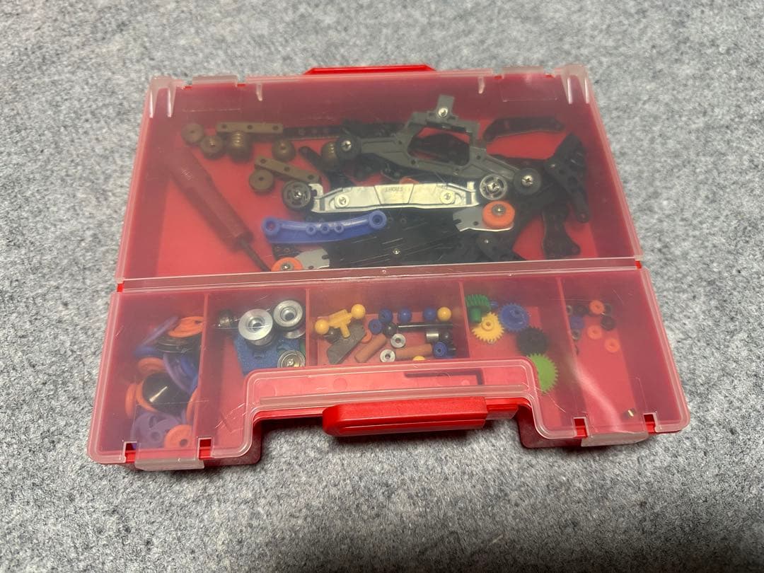 ミニ四駆　（収納ボックス　シャシ、その他）