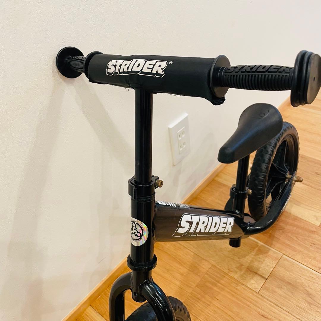 良品 ストライダー スポーツ バランスバイク 12インチ ブラック 黒