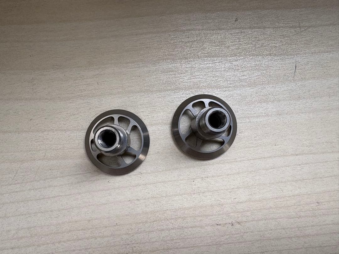 激レア　バリアル カルフォーム ホイール DRT シルバー　2個セット　新品