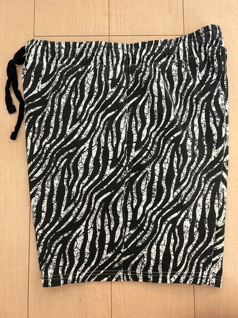 ⭐︎希少 入手困難⭐︎ゼブラ柄ルームパンツ ＸＬ　B’z Pleasure 2018