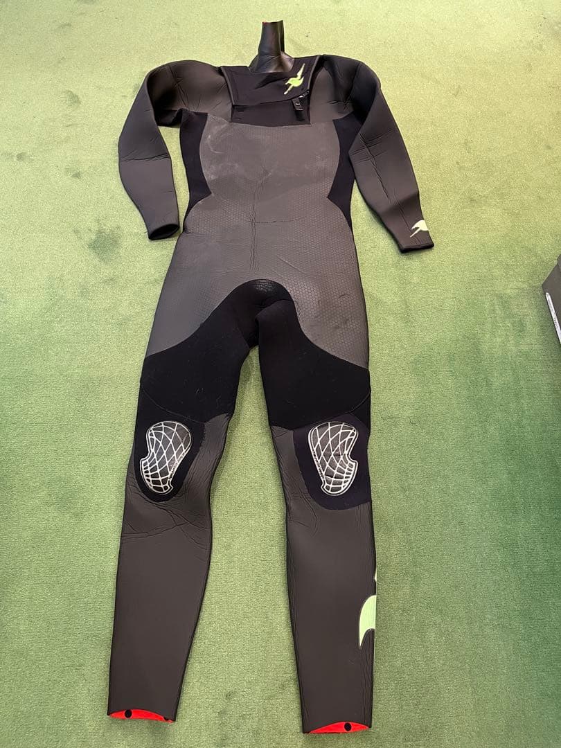 セイバークロス　ウェットスーツ　セミドライ