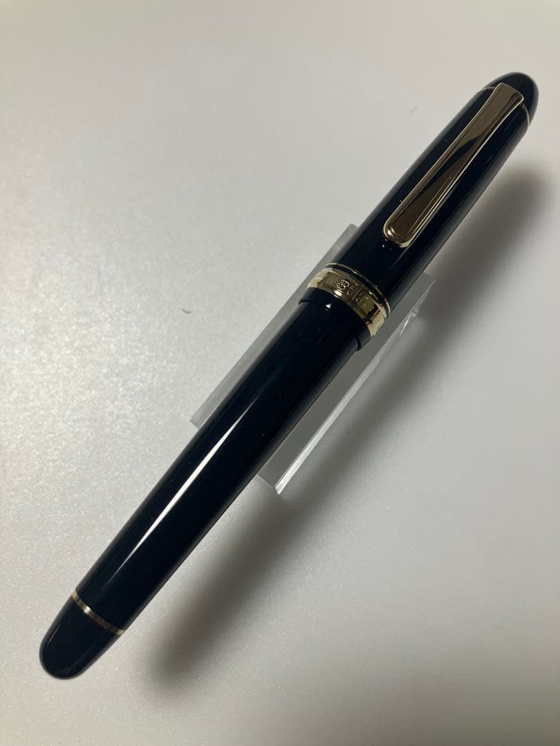 PLATINUM　#3776　センチュリー　ブラックインブラック　SF-nib