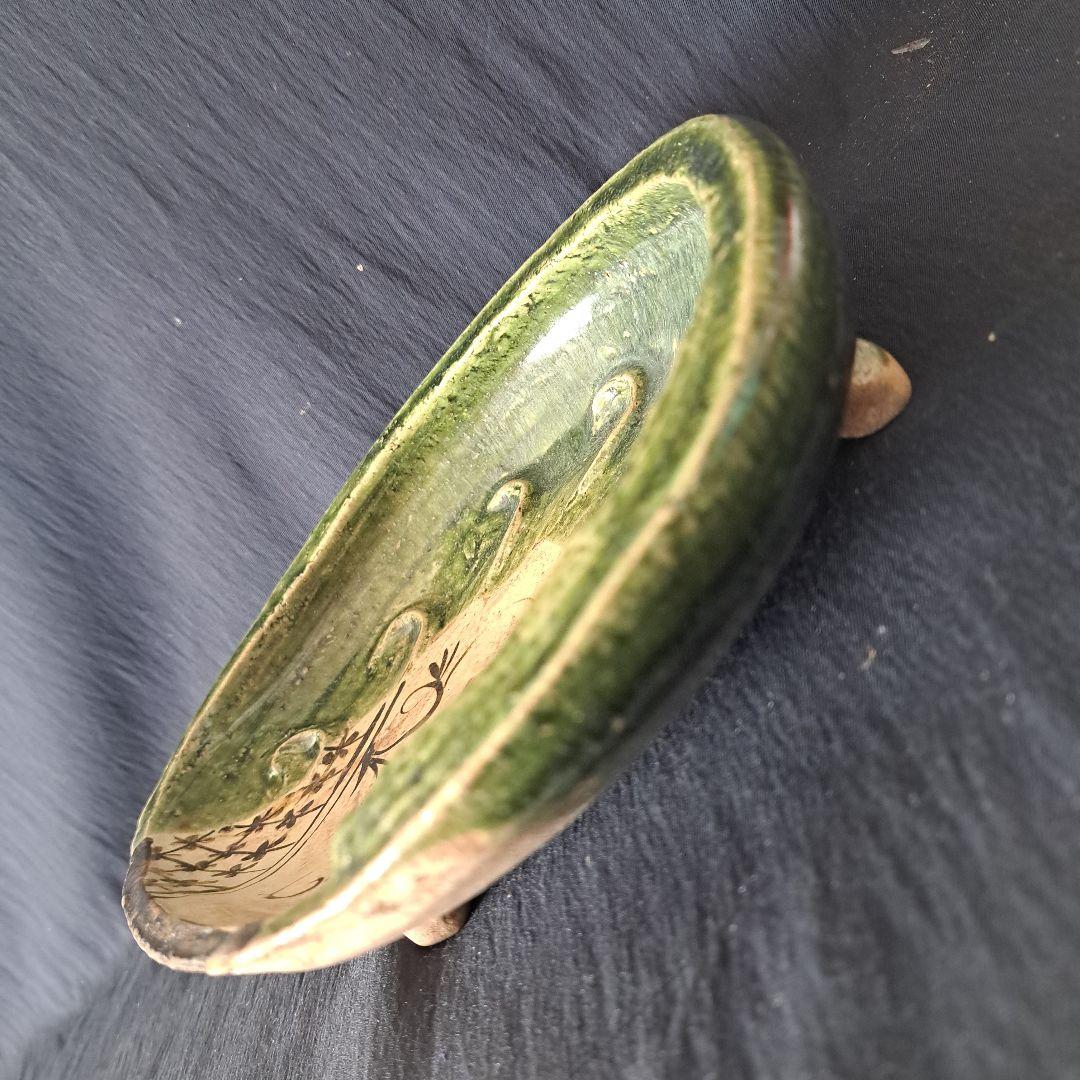「織部(おりべ)焼 鮑(あわび)皿の用と美」緑釉皿(幅23cm) 骨董アンティー