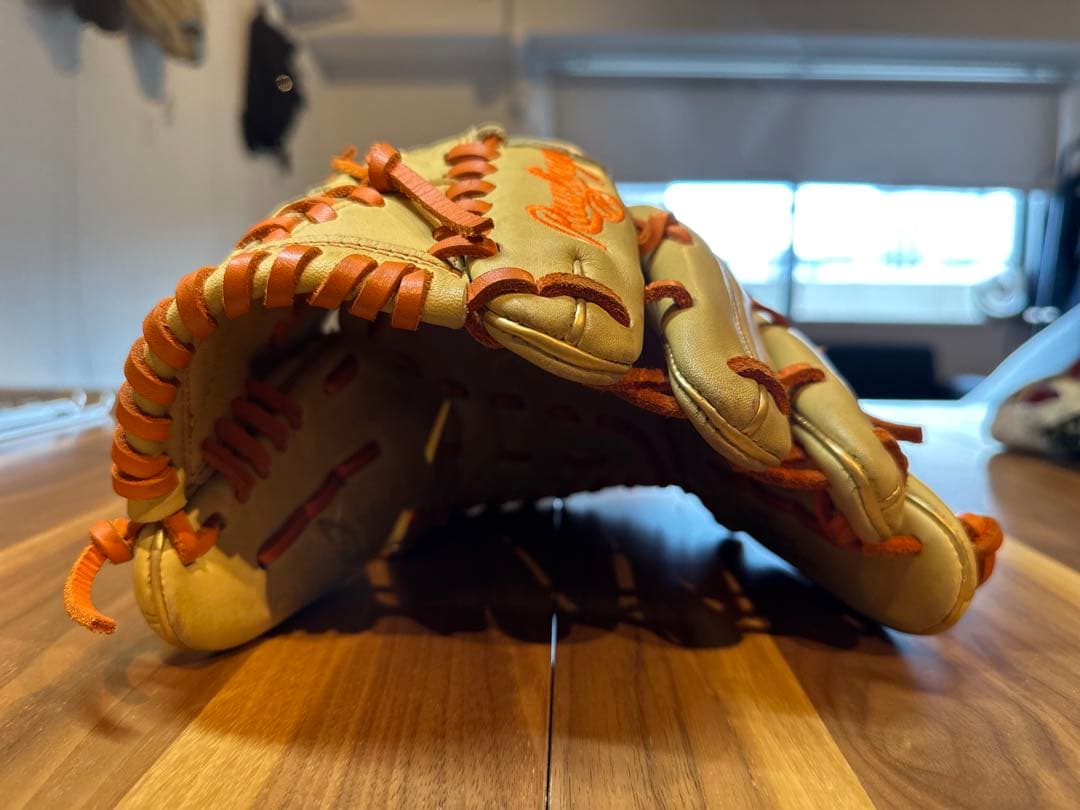 ローリングス軟式用　大人投手用グローブ