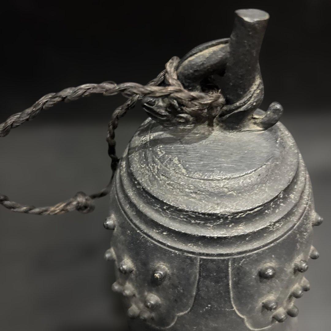 「【古仏具】大型 鋳物鈴 仏鈴 祈祷鈴 喚鐘 寺院仏具 古道具 時代物」