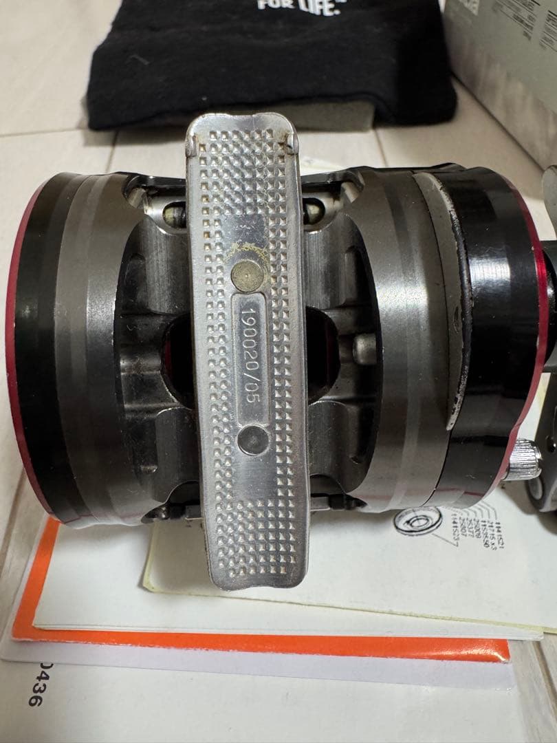 リール AbuGarciaambassadeurMorramZX3601 IVCB-4