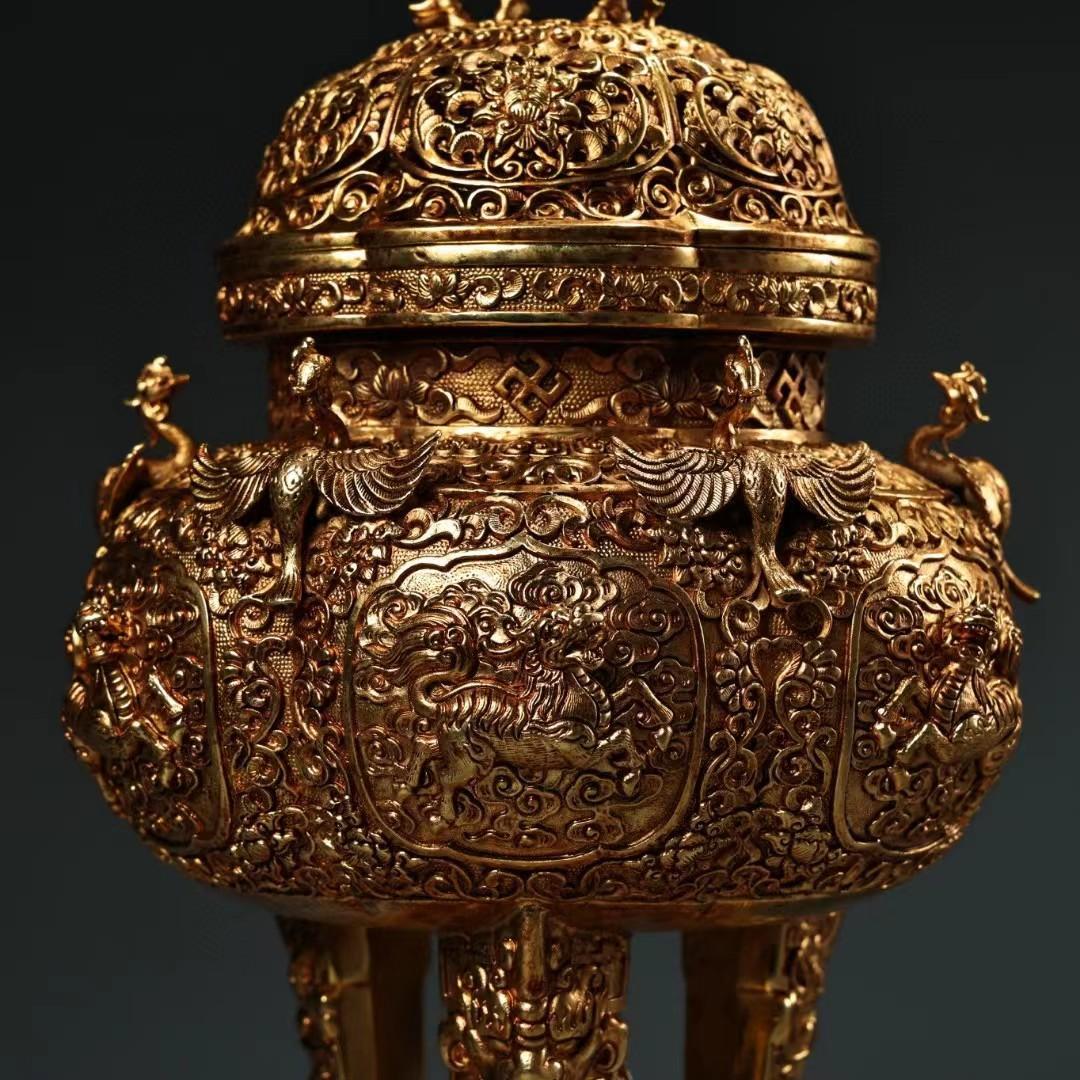 中国古美術・旧蔵鎏金熏香炉・純銅細密彫・純手作り・高浮彫・茶道具・文房具・木箱付