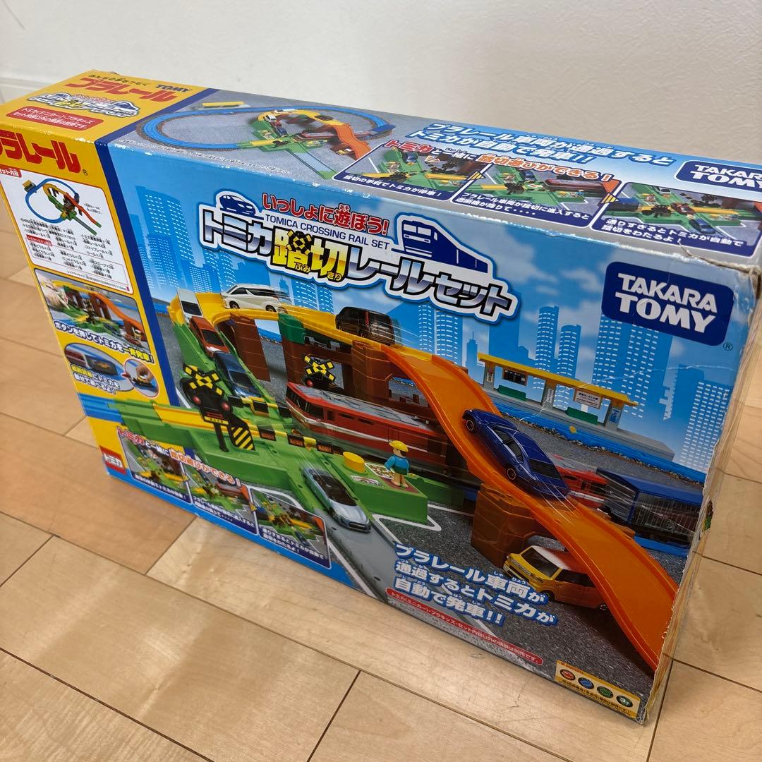 ファイヤーステーション踏切レールセット・トミカタウンまとめ売り