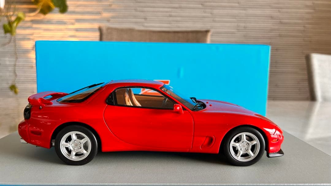 タイムセールマツダRX7 1994 赤 1/18 LS-COLLECTIBLES