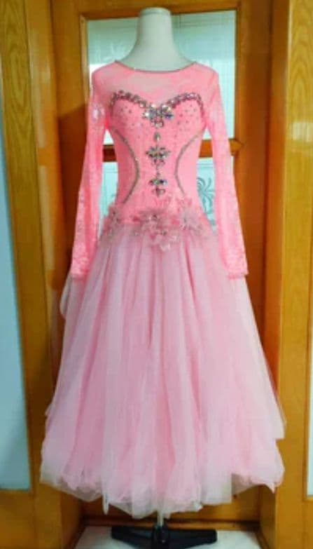 ソシアル　★美品 お得社交ダンスドレス フロート付　スタンダードドレス L