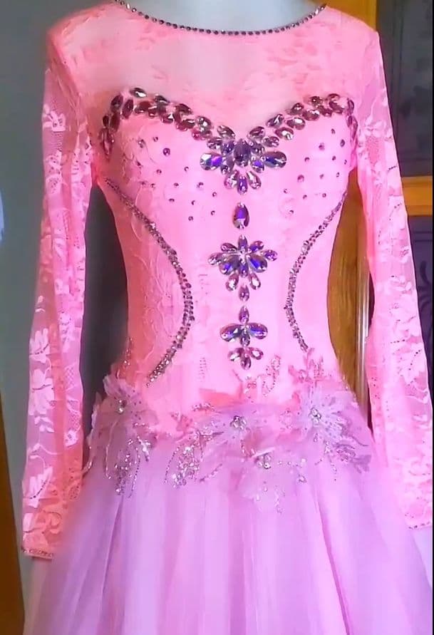 ソシアル　★美品 お得社交ダンスドレス フロート付　スタンダードドレス L