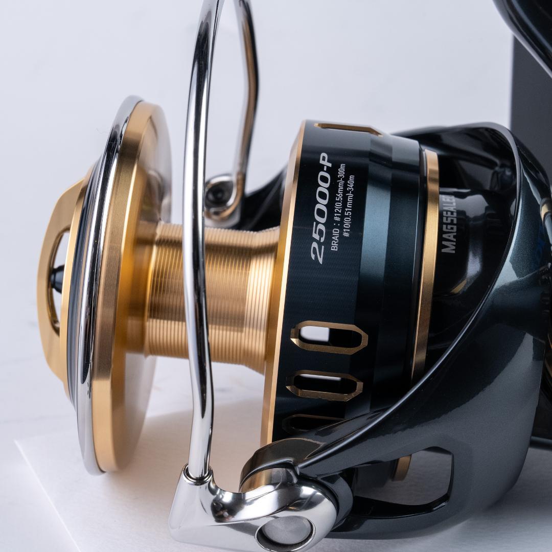 SALTIGA 25000-P スピニングリール DAIWA
