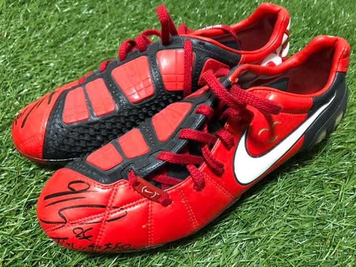 ナイキトータル90レーザー日本代表森脇良太選手実着