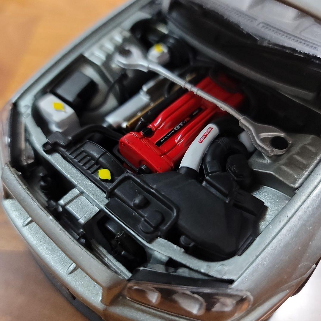 ミニカー AUTOart 1/18 R34 GT-R