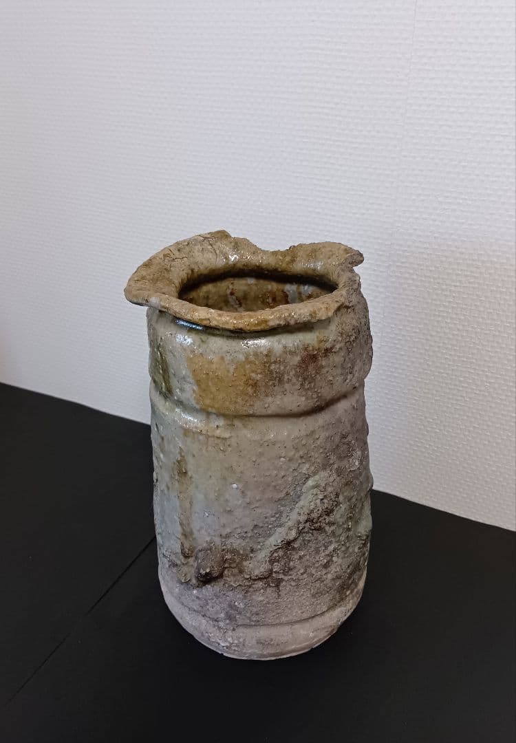 【茶道具】花入れ 信楽焼 杉本貞光 作