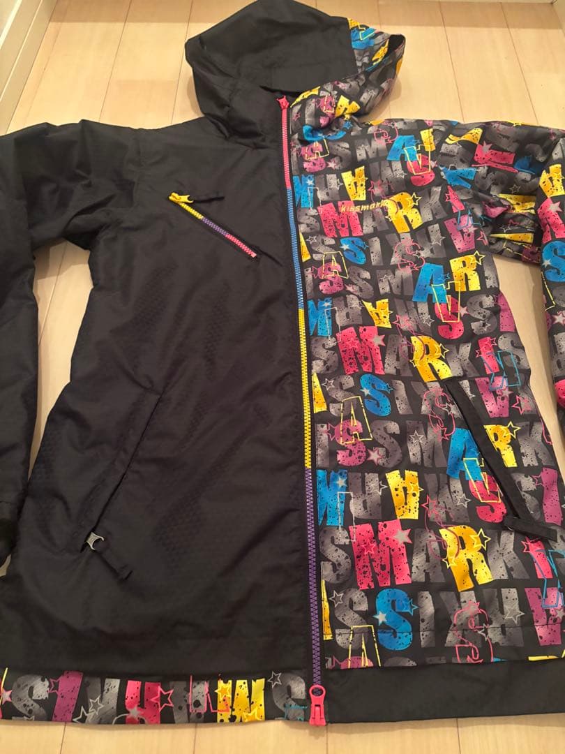 超美品！kissmark キスマーク　スノボウェア　スキーウェア　M ジャンバー
