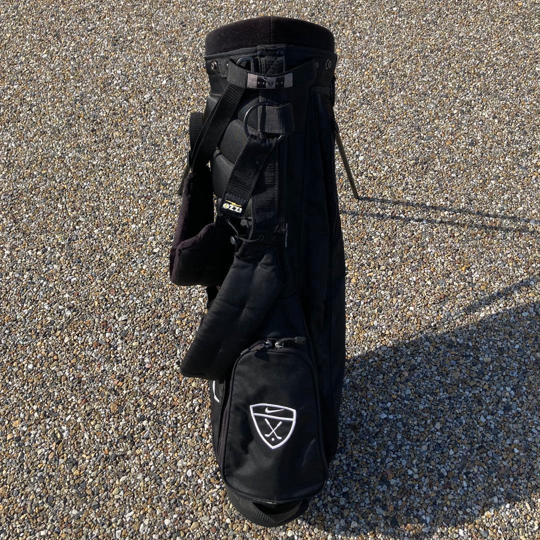 ◯ NIKE ナイキ　キャディバッグ　ゴルフバッグ　スタンド式　軽量