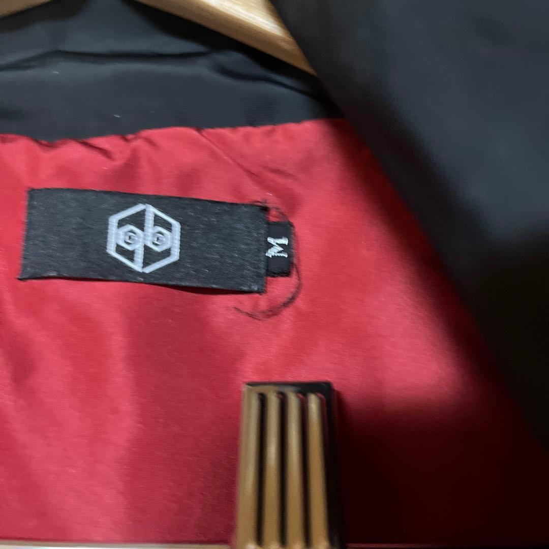 女王蜂 マウンテンパーカーMサイズ