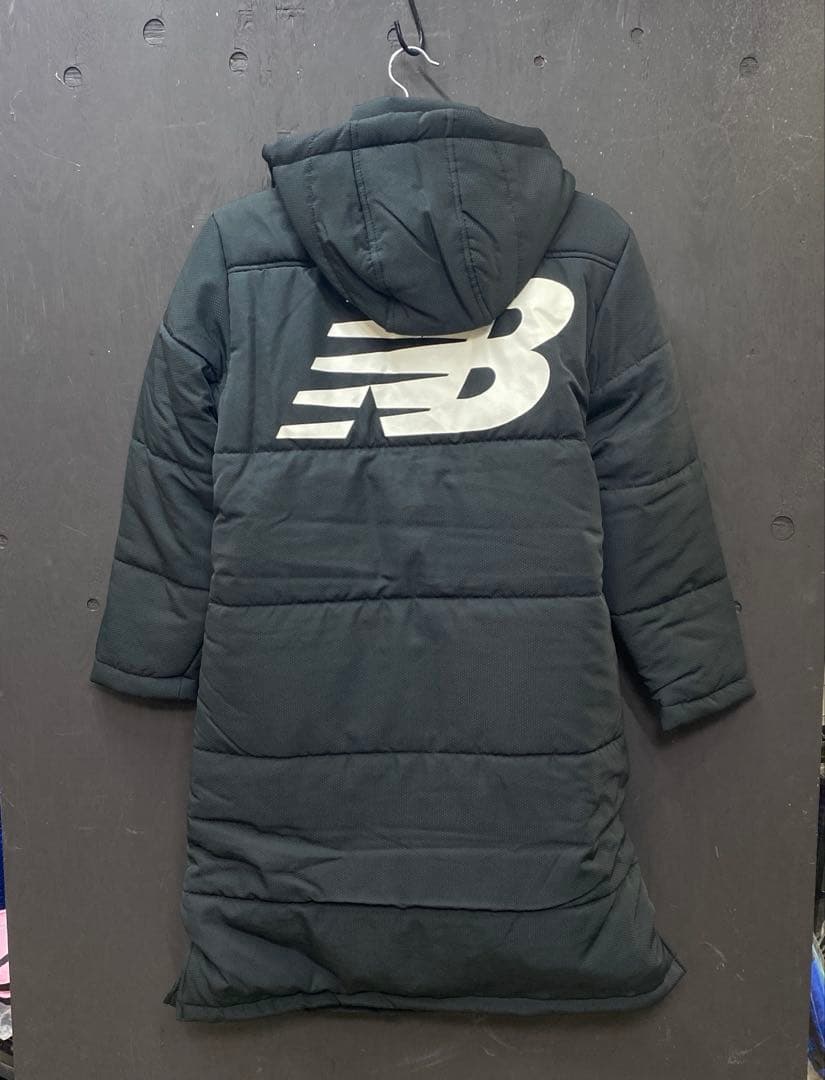 【新品】ニューバランス ベンチコート ジュニア 140cm 中綿JJJF9423