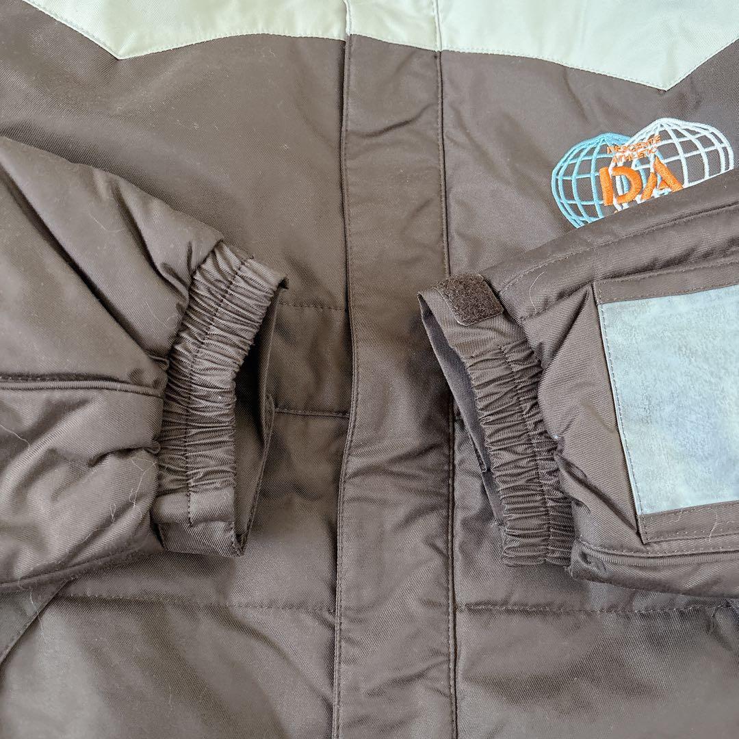 ✨美品✨　デサント　スノーウェア　スキーウェア　キッズ　男女兼用　160