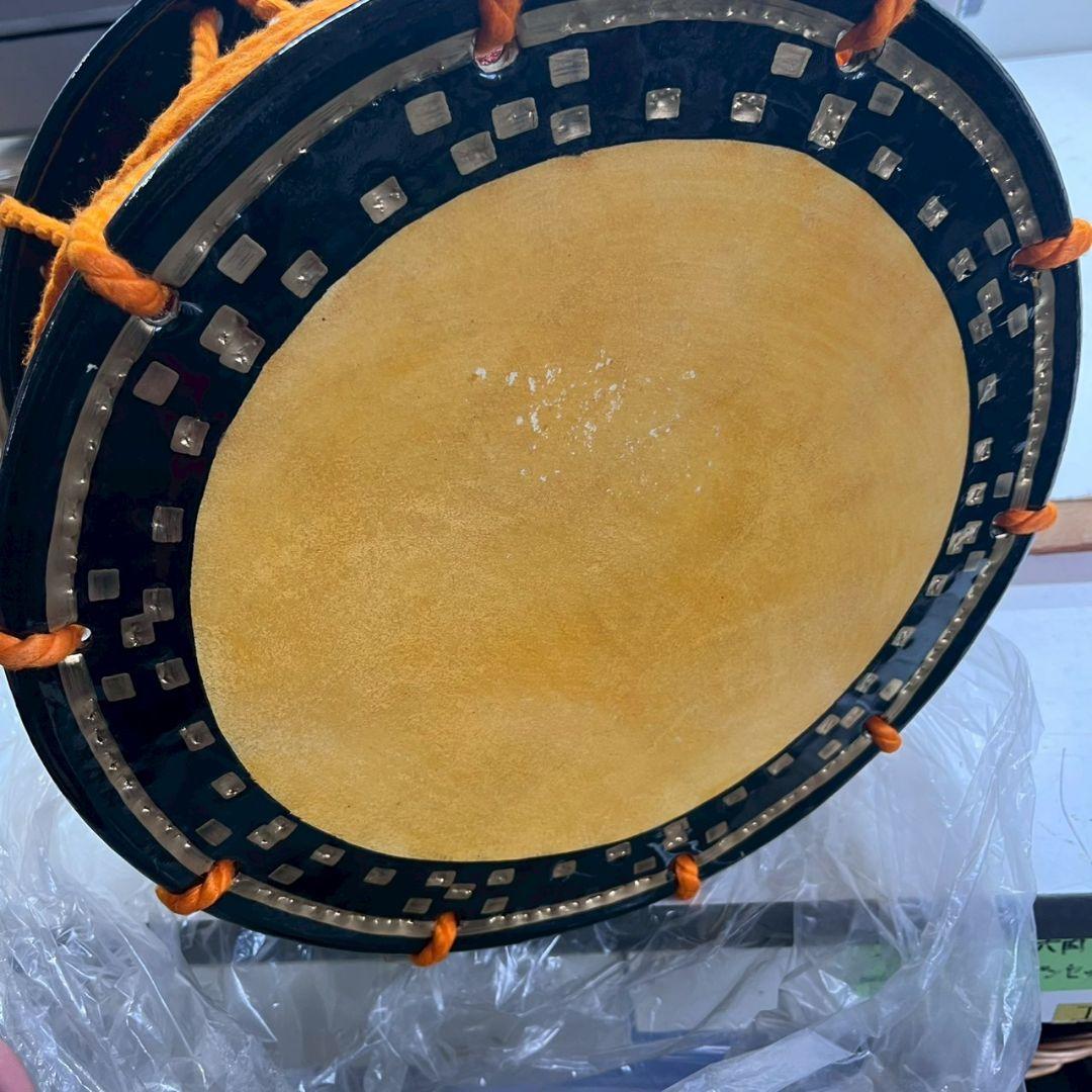 K◆　締太鼓　和太鼓　木製スタンド　金彩　蒔絵　バチ