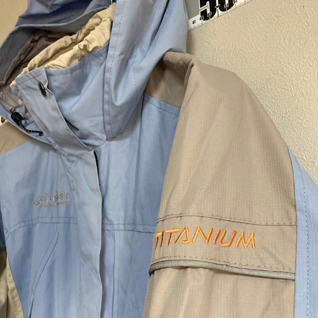 美品 Columbia コロンビア スキー スノボー ウェアー M 水色
