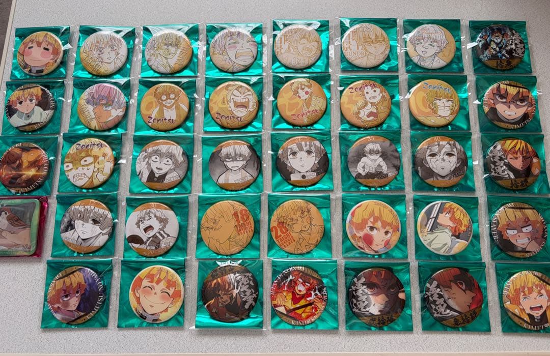 鬼滅 善逸 エモーショナル缶バッジ 38種