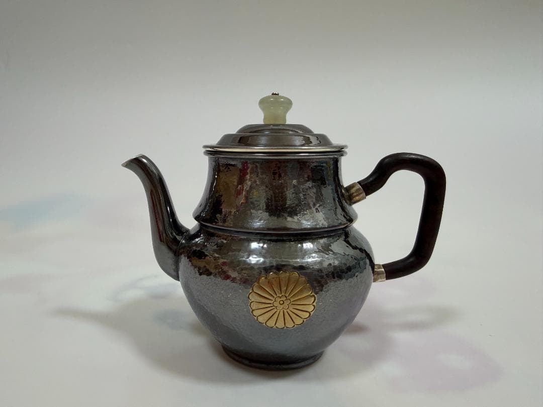 純銀製 菊文様 玉石摘 急須 銀瓶 煎茶道具