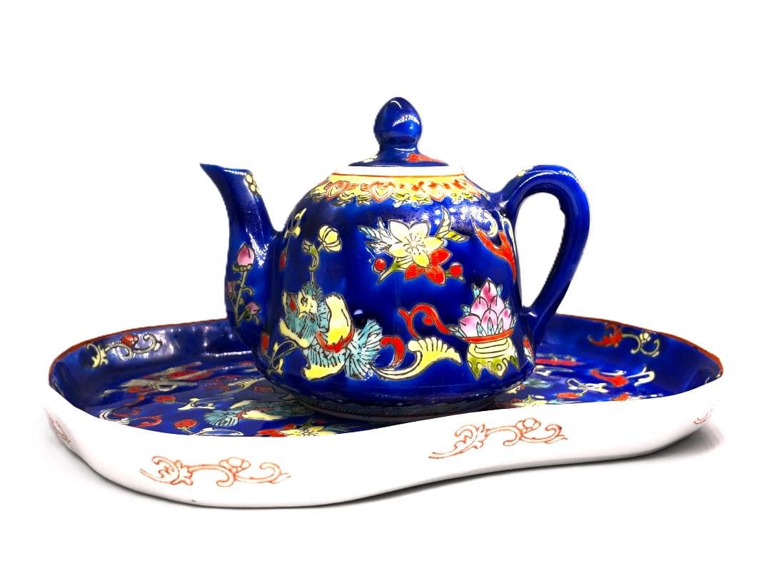 【 乾隆年款ティーポット/トレー 】　五彩獅子唐草花文　蔵出し骨董